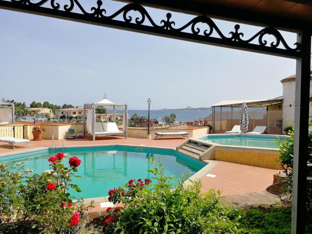 Residence Riva Azzurra Cannigione Ngoại thất bức ảnh