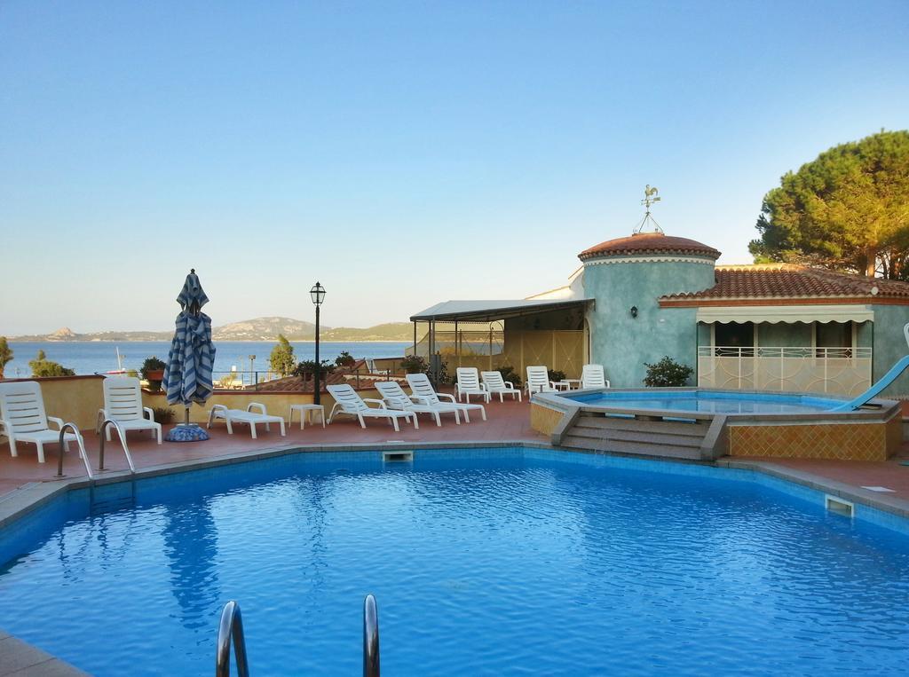 Residence Riva Azzurra Cannigione Ngoại thất bức ảnh