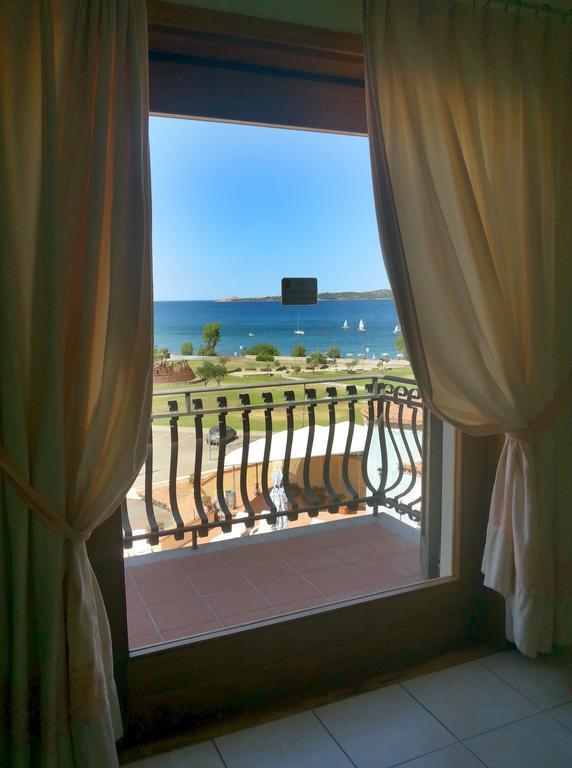 Residence Riva Azzurra Cannigione Phòng bức ảnh