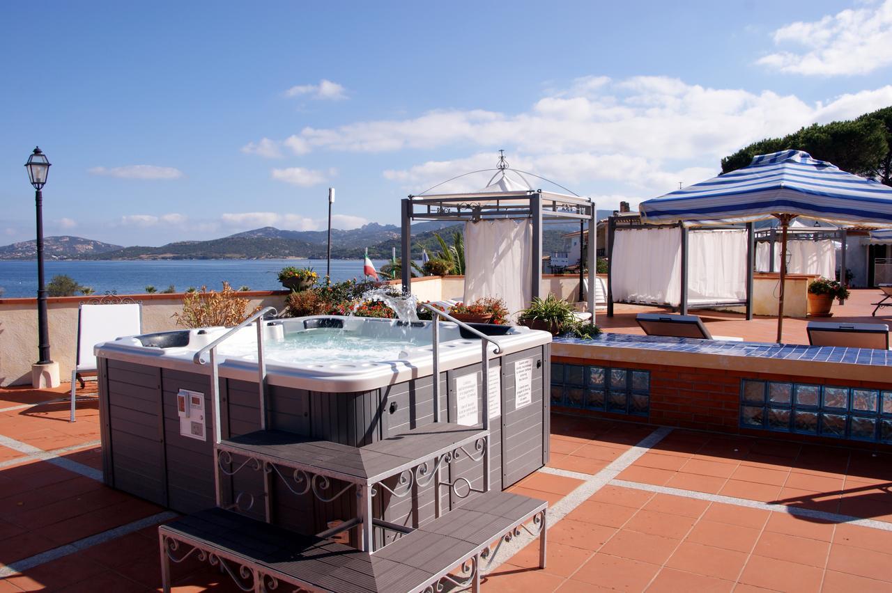 Residence Riva Azzurra Cannigione Ngoại thất bức ảnh