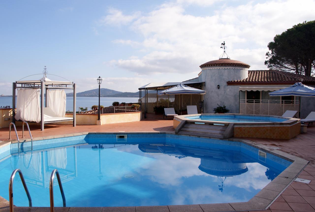 Residence Riva Azzurra Cannigione Ngoại thất bức ảnh